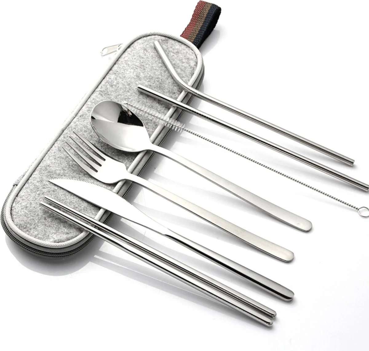 House Of Husk Reisbestek - Reis Bestekset - Chopsticks - Metalen Rietjes Met Borstel - Lepel - Vaatwasserbestendig - RVS - 7 Delig - Zilver 1 House Of Husk Reisbestek - Reis Bestekset - Chopsticks - Metalen Rietjes Met Borstel - Lepel - Vaatwasserbestendig - RVS - 7 Delig - Zilver