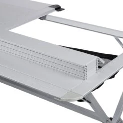 Campart Campingtafel XL TA-0806 - Opvouwbaar, Lichtgewicht En Met Verstelbare Poten - Kampeertafel Inklapbaar Inclusief Opbergtas - 140 X 80 X 70 Cm - Wit -Buiten Kamperen 1200x1199