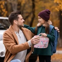 Brisby 4 Laags Geïsoleerde Koeltas - Lunchtas 1.5 Liter - Roze Eenhoorn 10 Brisby 4 Laags Geïsoleerde Koeltas - Lunchtas 1.5 Liter - Roze Eenhoorn -Buiten Kamperen 1200x1200 396