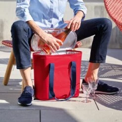 Reisenthel Thermoshopper Koeltas - 15L - Dots Zwart -Buiten Kamperen 1200x1200 409