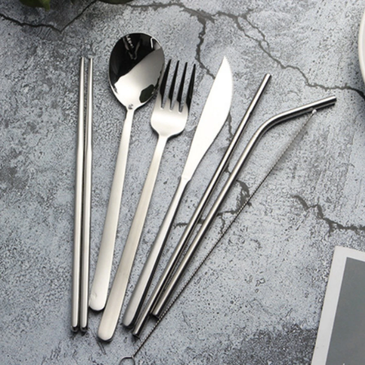 House Of Husk Reisbestek - Reis Bestekset - Chopsticks - Metalen Rietjes Met Borstel - Lepel - Vaatwasserbestendig - RVS - 7 Delig - Zilver 4 House Of Husk Reisbestek - Reis Bestekset - Chopsticks - Metalen Rietjes Met Borstel - Lepel - Vaatwasserbestendig - RVS - 7 Delig - Zilver - Afbeelding 4