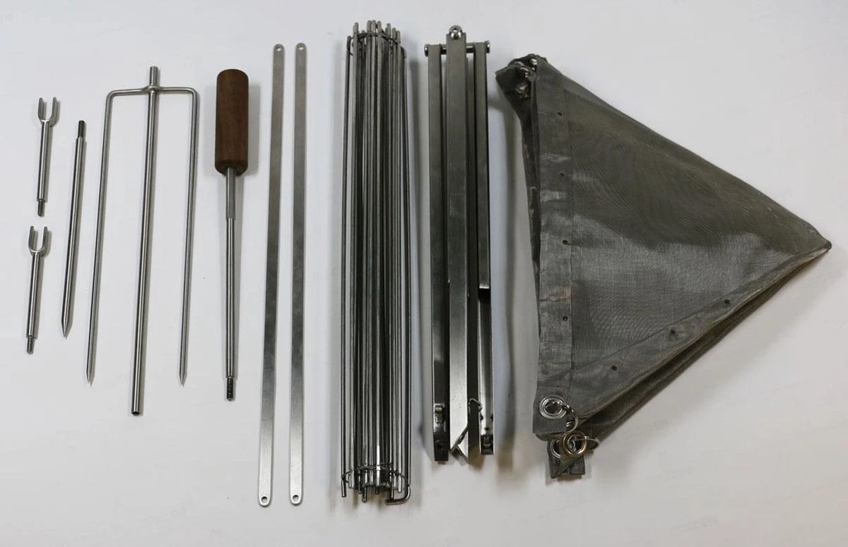 Firekorf + Grill + Spit : Opvouwbare Vuurkorf / Vuurschaal Met Rooster En Spit - Draagbare BBQ - Opbergtas - Kampeer Grill - Kookset 4 Firekorf + Grill + Spit : Opvouwbare Vuurkorf / Vuurschaal Met Rooster En Spit - Draagbare BBQ - Opbergtas - Kampeer Grill - Kookset - Afbeelding 4