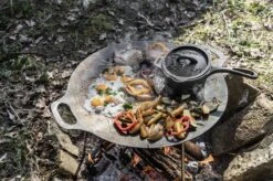 Petromax KR1 Gietijzeren Steelpan Met Deksel (1 Liter) 19 Petromax KR1 Gietijzeren Steelpan Met Deksel (1 Liter) -Buiten Kamperen 1200x799 51