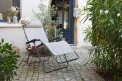 Lafuma RSXA XL Clip - Relaxstoel - Verstelbaar - Inklapbaar - Zero Gravity - Seigle 21 Lafuma RSXA XL Clip - Relaxstoel - Verstelbaar - Inklapbaar - Zero Gravity - Seigle -Buiten Kamperen 1200x800 13