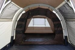Redwood Arco 300 Air Grey - Familie Tunnel Tent 4-persoons - Grijs 33 Redwood Arco 300 Air Grey - Familie Tunnel Tent 4-persoons - Grijs -Buiten Kamperen 1200x800 46