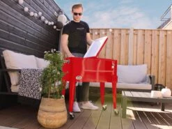 AXI Retro Cooler Rood - Koeler Met Wielen - 76L Inhoud - Koelbox Met Aftapkraan -Buiten Kamperen 1200x900 14
