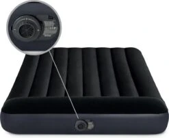 Intex Pillow Rest Classic Full Luchtbed - 2-persoons - 191x137x23 Cm 31 Intex Pillow Rest Classic Full Luchtbed - 2-persoons - 191x137x23 Cm -Buiten Kamperen 1200x983 1