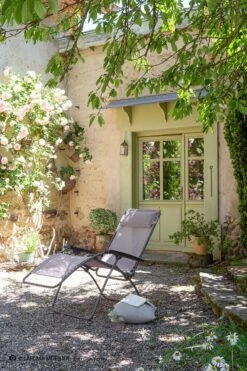 LAFUMA R Clip - Relaxstoel - Verstelbaar - Inklapbaar - Zero Gravity - Magnolia/Light Pink 28 LAFUMA R Clip - Relaxstoel - Verstelbaar - Inklapbaar - Zero Gravity - Magnolia/Light Pink -Buiten Kamperen 800x1200 5