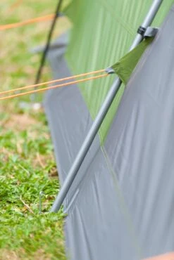 Coleman Vespucci 4 Tunneltent - Familietent - 4-Persoons - Groen 9 Coleman Vespucci 4 Tunneltent - Familietent - 4-Persoons - Groen -Buiten Kamperen 801x1200 5